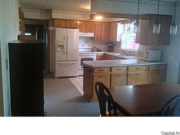 5th image of 16693 Newmansville Ave