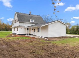 2185 E Newark DRIVE, West Bend, WI 53090