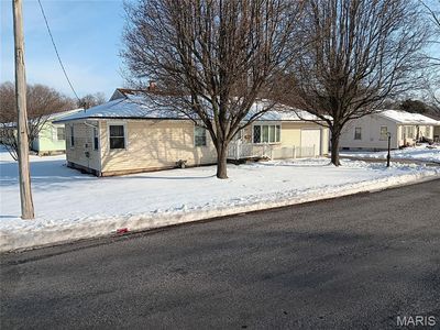 894 Portland Ave, Collinsville, IL, 62234