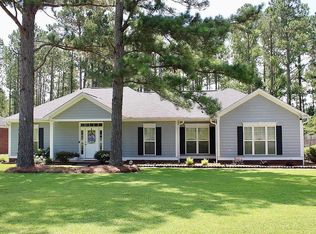 139 Autumn Leaf Dr, Albany, GA 31701