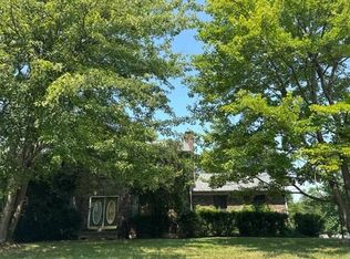 11433 Oakstand Dr, Cincinnati, OH 45240