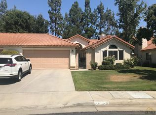 2300 Melbourne Ln APT 5, Bakersfield, CA 93309