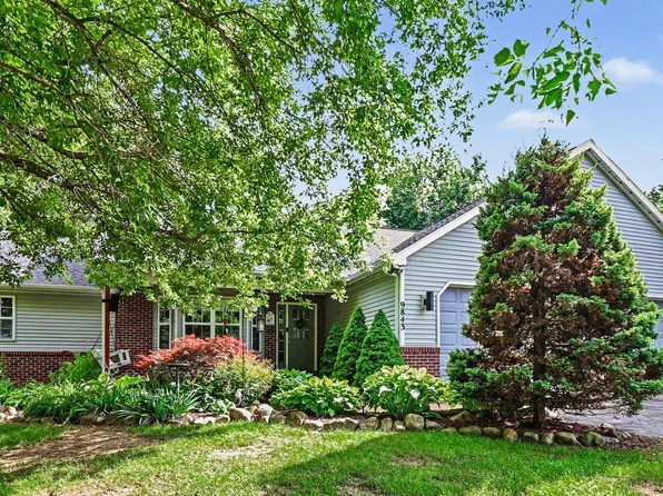 9843 Iosco Ridge Dr, Gregory, MI 48137