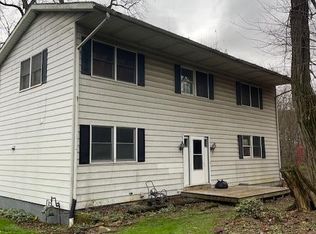 2055 Harrison Blvd, Valparaiso, IN 46385