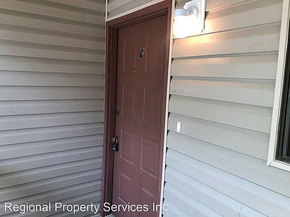 2nd image of 2903 Woodrich Dr #C