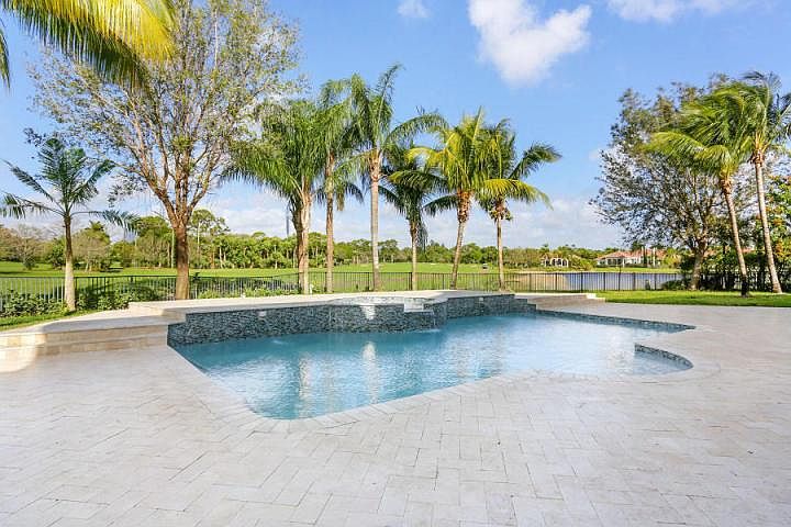2nd image of 1631 Flagler Pkwy #1631