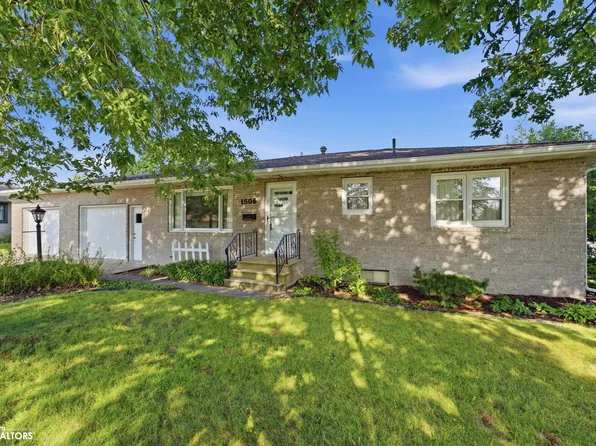 1506 N Marion Ave, Washington, IA 52353