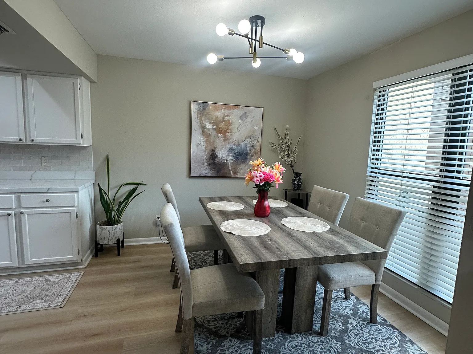 2 bed, 2.5 bath, 1440 sqft, $2,200 — Photo 2