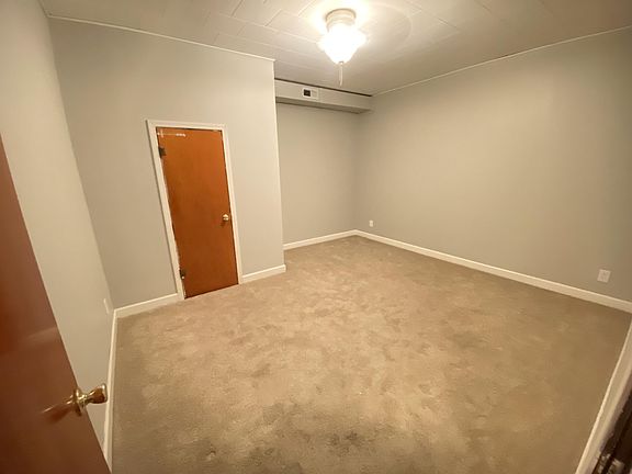 2nd image of 125 N Detroit St #1