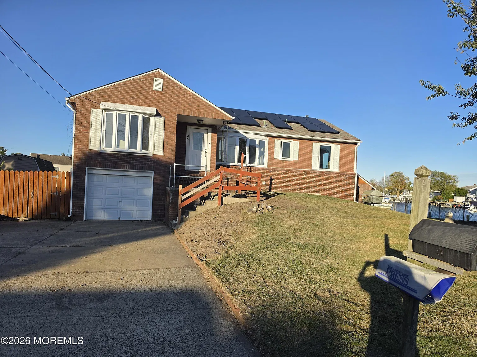 4 bed, 2277 sqft, $4,250 — Photo 2