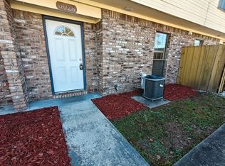 6028 Du Clay Rd, Jacksonville, FL 32244