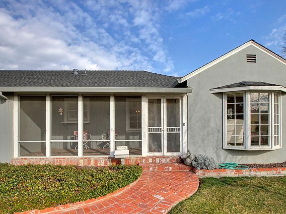 2nd image of 321 Buena Tierra Dr