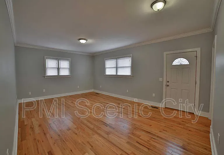 513 Lytle St — Photo 40