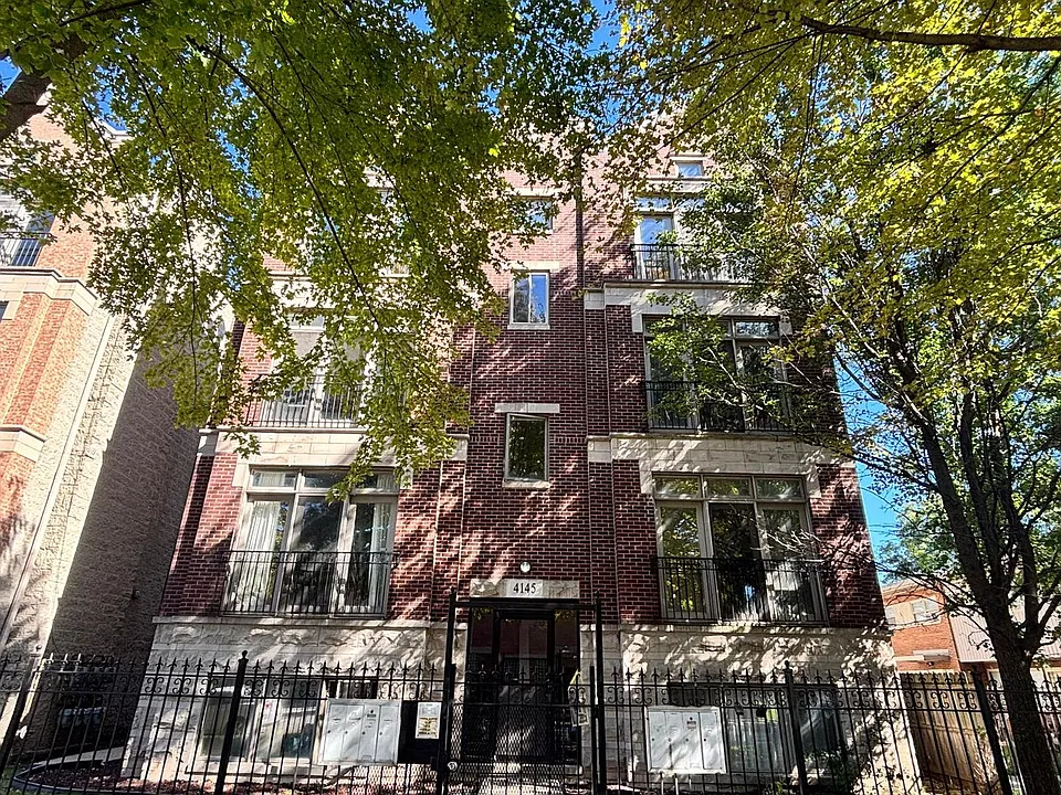 4145 S Wabash Ave #2N