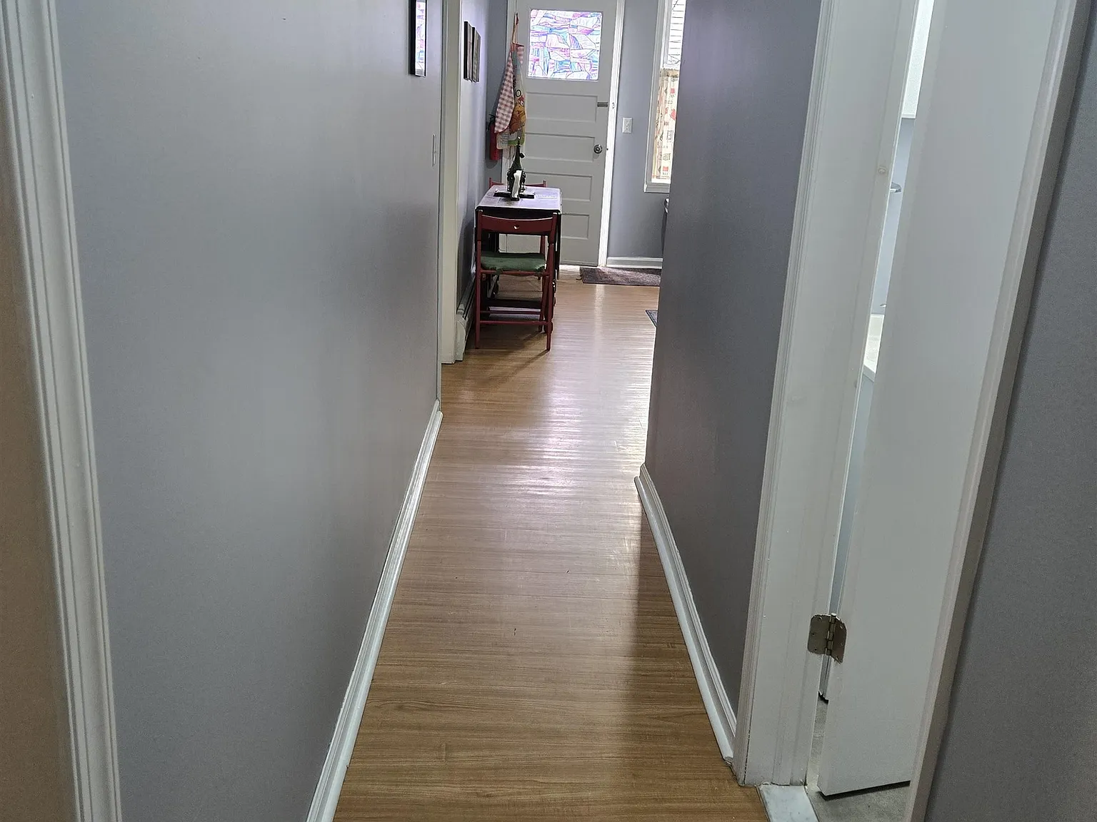 2 bed, 1.0 bath, 900 sqft, $2,090 — Photo 4