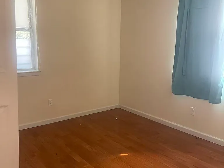 68-33 Cloverdale Ln #6833 — Photo 19