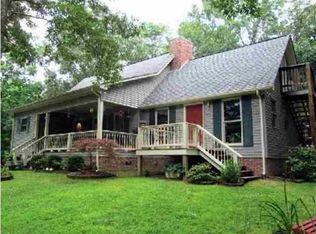 140 Ruby Ln, Benton, TN 37307