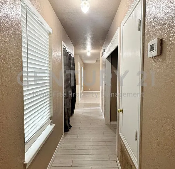 7001 Porthville Dr — Photo 10