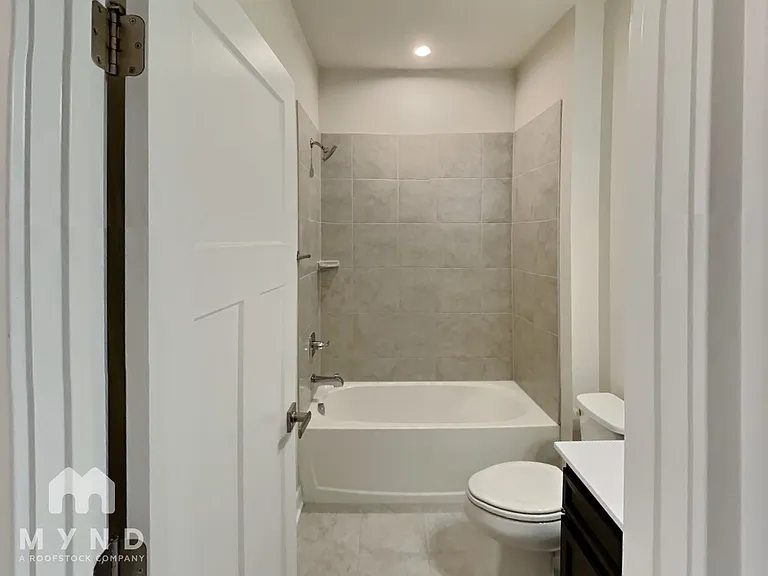 2203 Doby Creek Ln — Photo 19