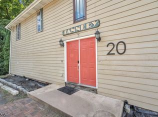 20 Main St, Stanhope, NJ 07874