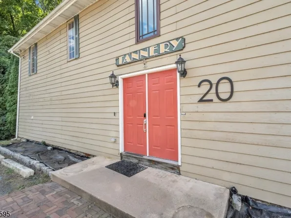 20 Main St, Stanhope Boro, NJ 07874