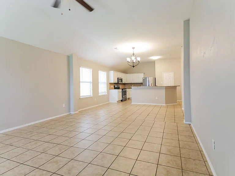 129 Arbordale Way — Photo 6
