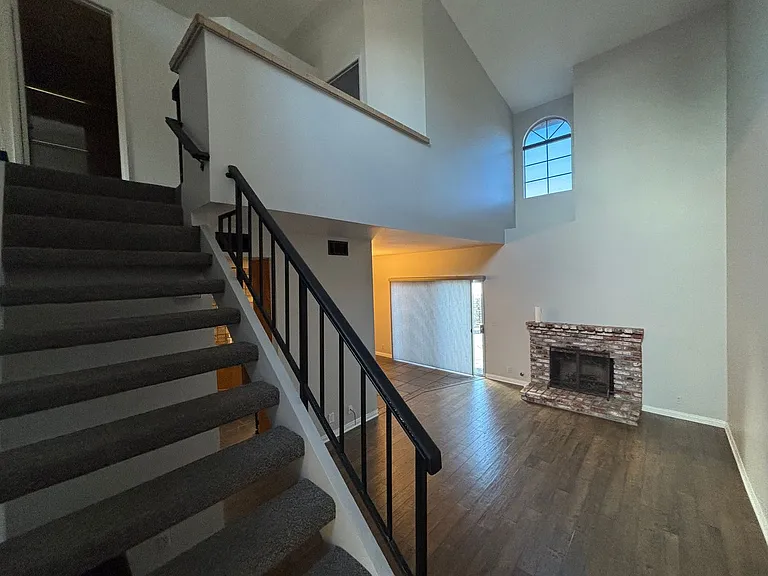22832 Banyan Pl #22 — Photo 2