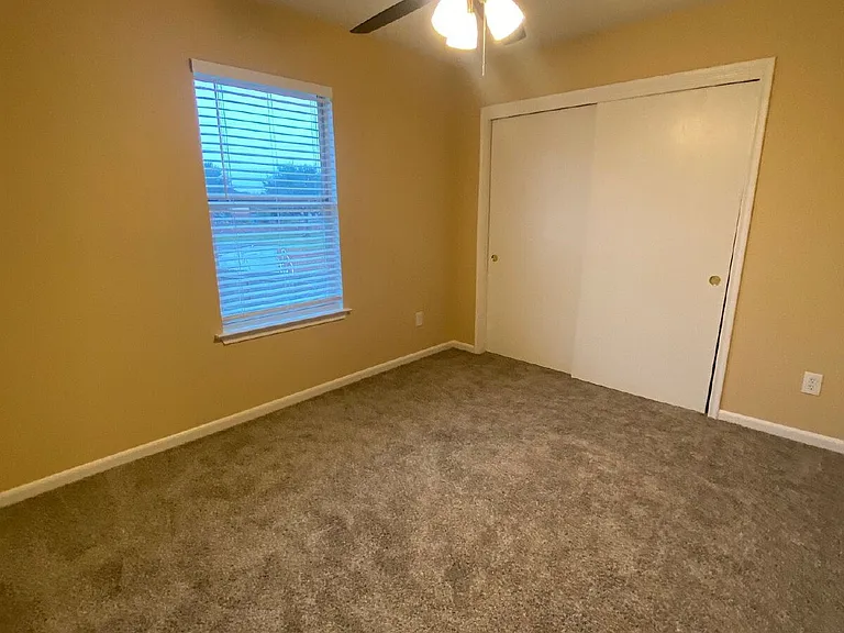 19162 Yellow Thrush Dr — Photo 16