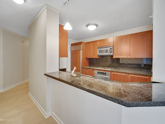 4th image of 420 E Waterside Dr Unit 2301