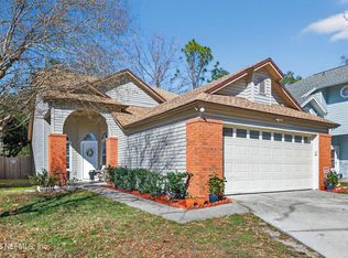 8051 COPPERFIELD Circle N, Jacksonville, FL 32244