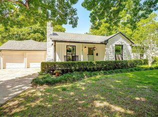 3730 S Hills Ave, Fort Worth, TX 76109