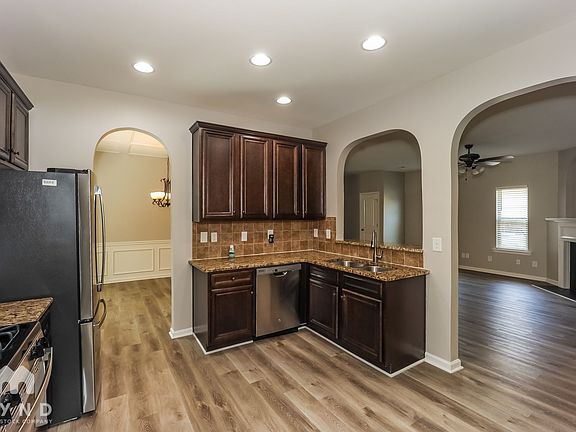 2nd image of 61 Matador Way
