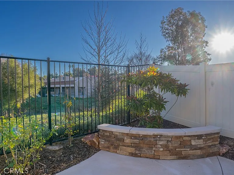 42688 Azure St — Photo 37