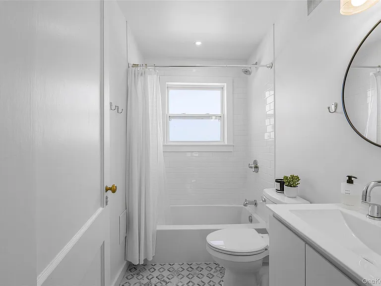 5 Thorn Hedge Rd — Photo 38