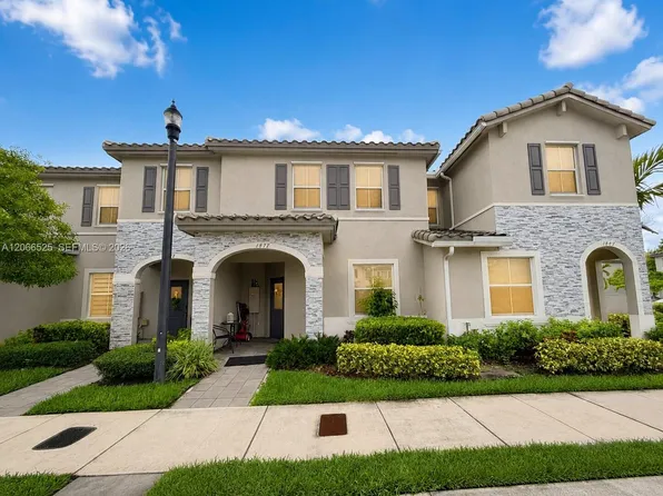 1877 SE 26th Ter, Homestead, FL 33035