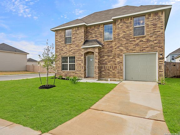 3rd image of 2402 Applewhite Meadows