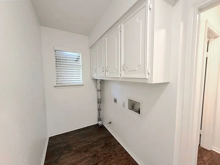3433 Lynbrook Dr — Photo 25