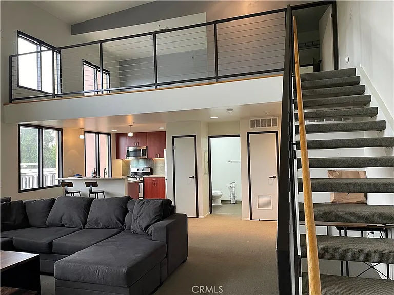 101 W Mission Blvd #305 — Photo 11