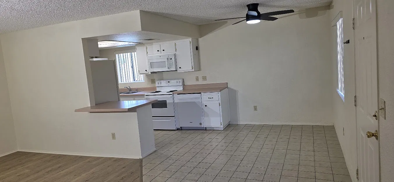 2 bed, 850 sqft, $1,700 — Photo 4