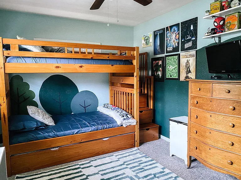 304 Temple Dr — Photo 6