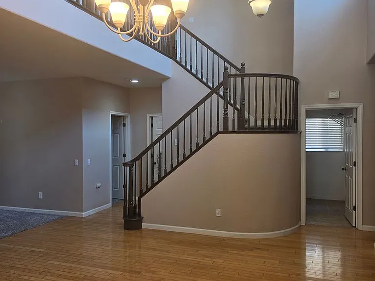 9561 Spring River Way — Photo 2