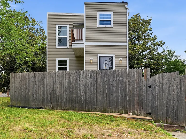 5818 Field Pl NE — Photo 44