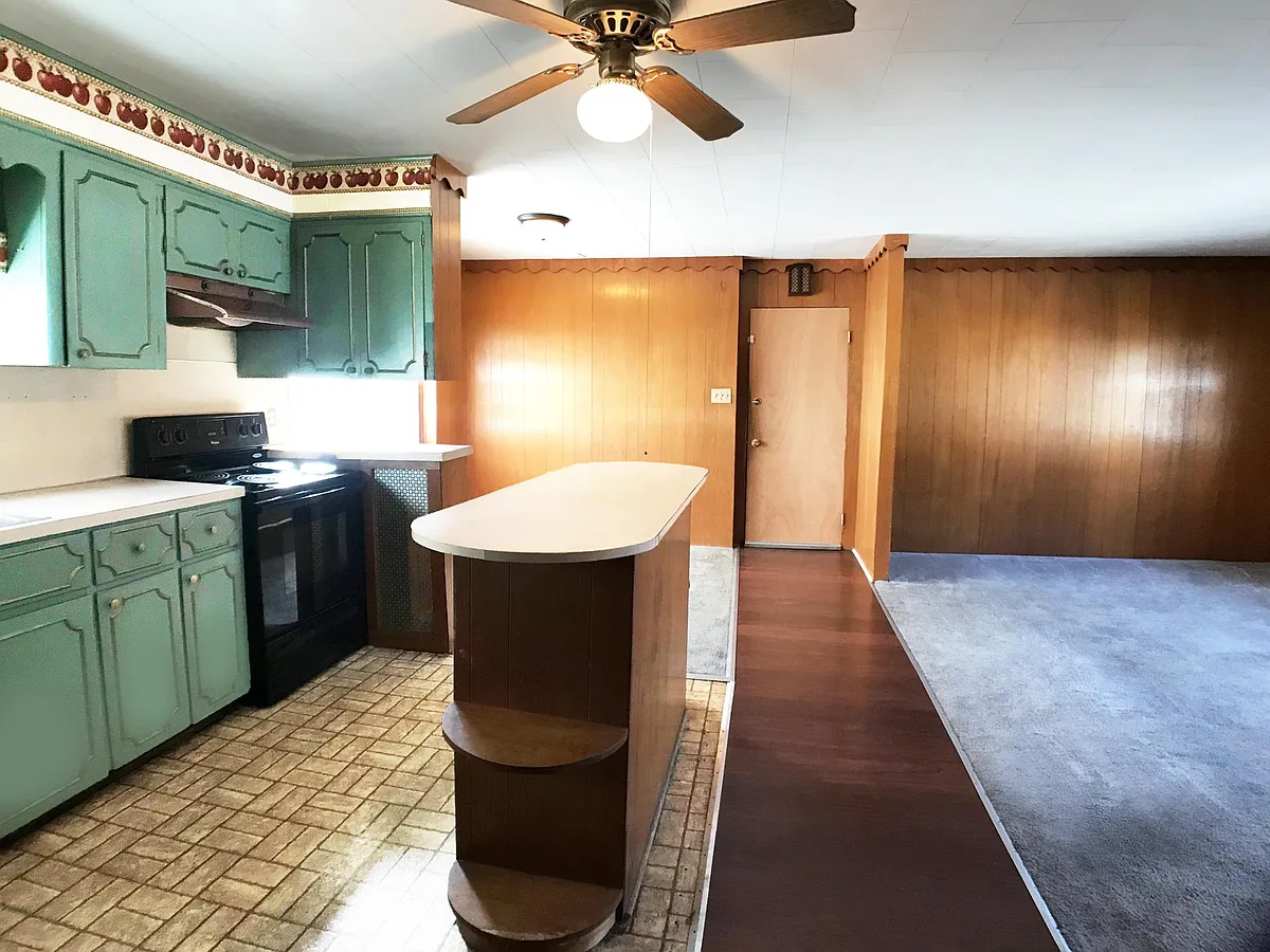 Building Photo - 38 Springgarden St #3