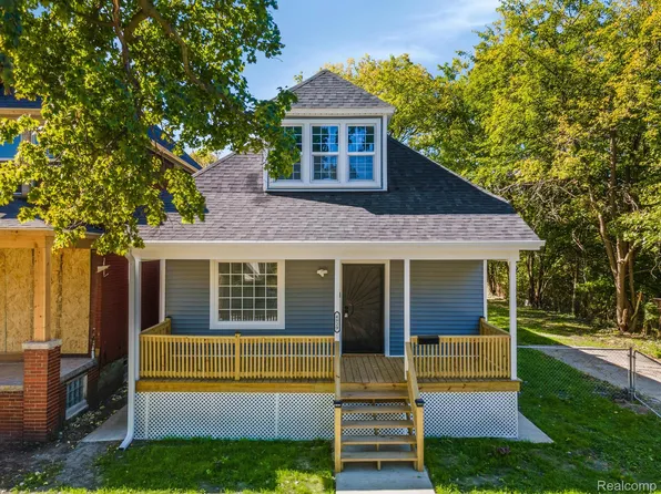 4829 Hurlbut St, Detroit, MI 48214