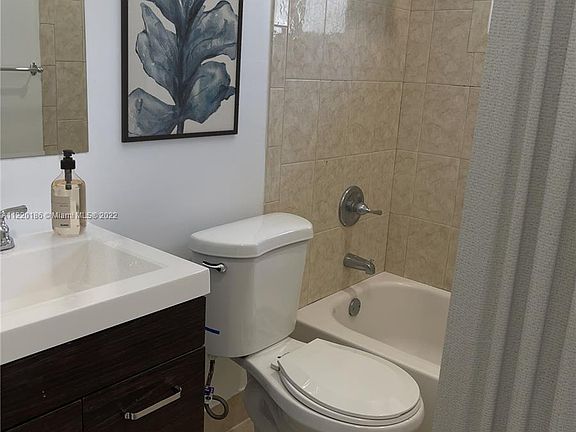 5th image of 11741 NE 14th Ave #2