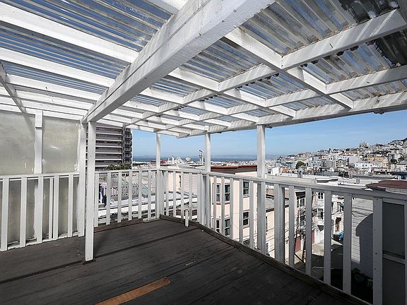 3rd image of 2026 Taylor St