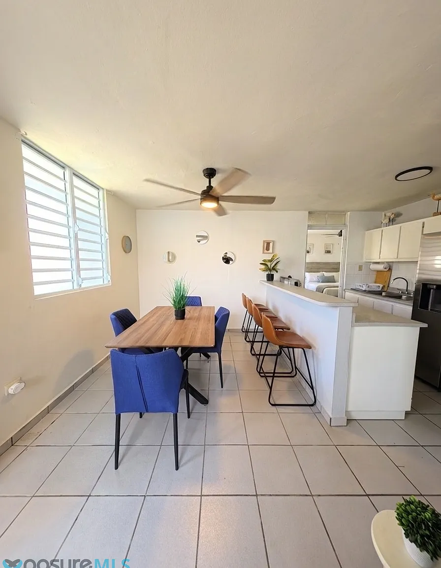 3 bed, 1.0 bath, 804 sqft, $3,000 — Photo 3