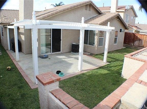 3rd image of 946 Naples Dr