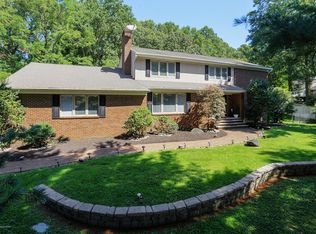 9 Canterbury Ct, Holmdel, NJ
