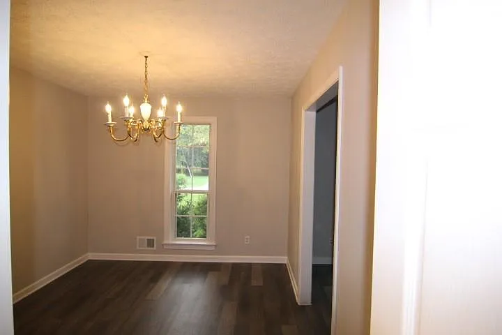 3765 Manor House Dr — Photo 9